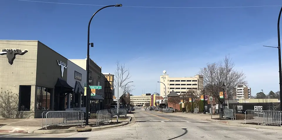 Second Avenue in Decatur, Alabama